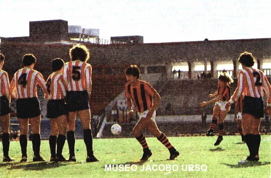 Almagro 1(3) - Talleres Remedios Escalada 1(5) (Primera B 1987